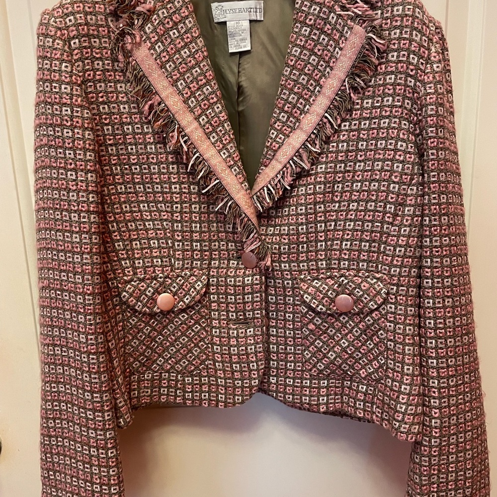 Women’s Skirt Suit Outfit by ILYSE HART LTD size 10